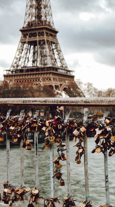Eiffel love