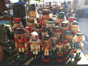 Foire internationale à la brocante et aux antiquités de l’Isle sur la Sorgue, 6 Foire internationale à la brocante et aux antiquités de l’Isle sur la Sorgue, 6