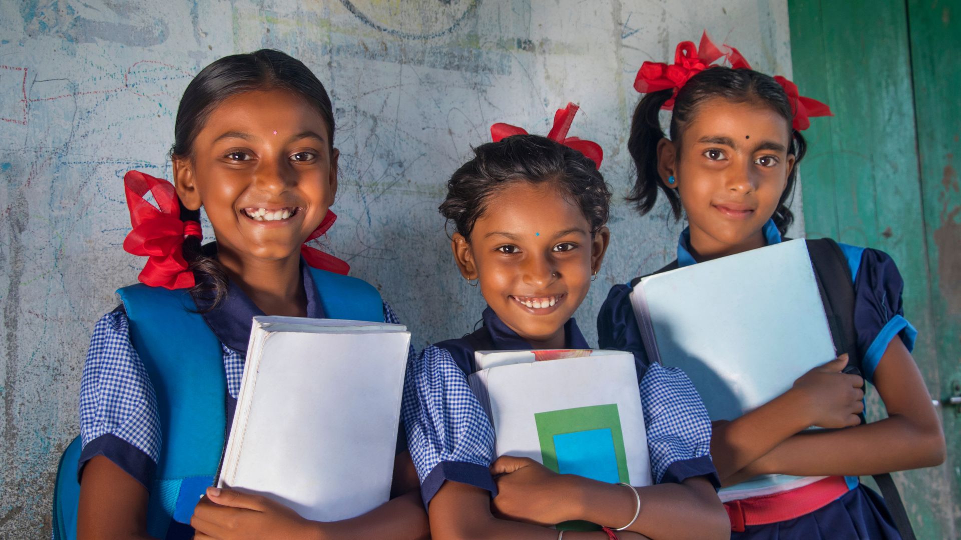 Discover Aix-en-Provence with our “Special Guest” programs in 2026, in collaboration with the famous writer: Janine Marsh!