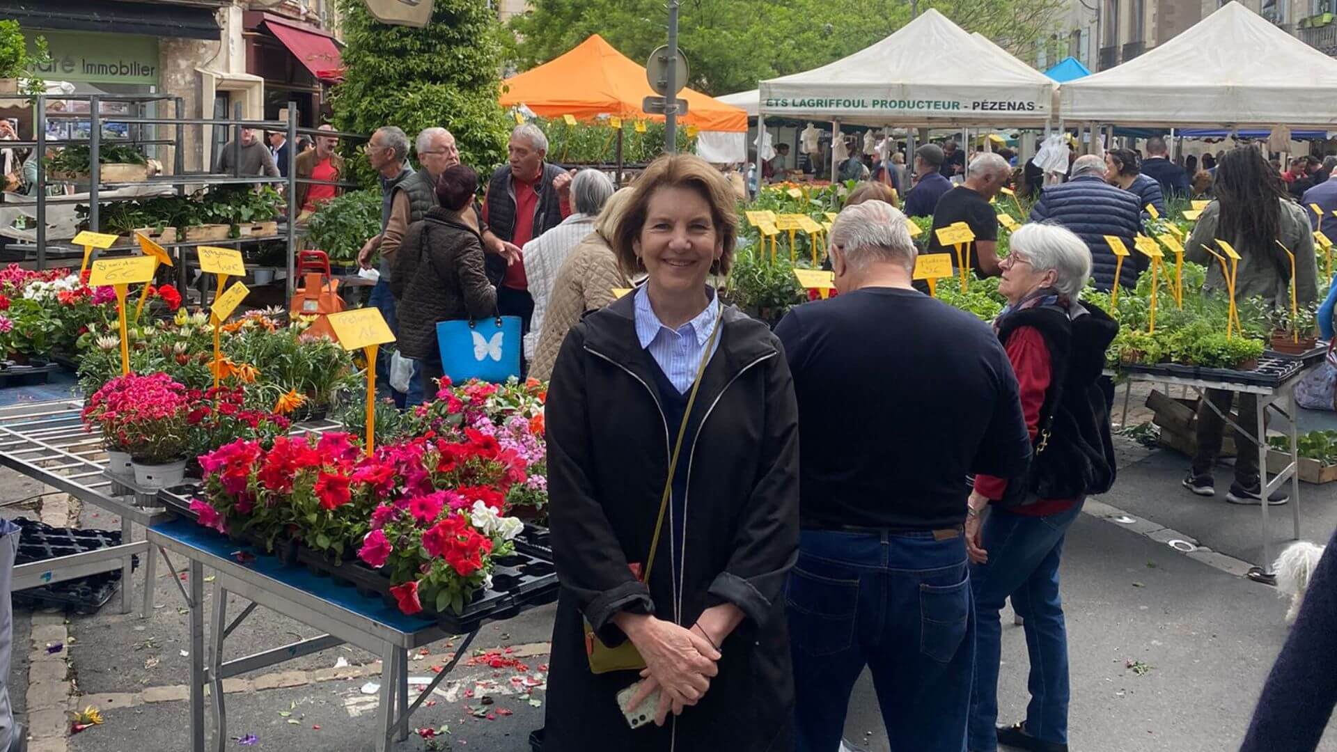 Discover Elizabeth's adventure: an authentic immersion at Caroline's home in Florensac!