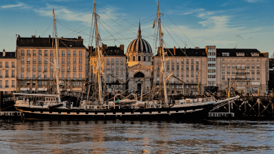 Loire, France, ship